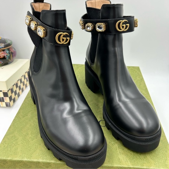 Gucci Shoes - Women’s Gucci, black heel trip embellished Chelsea boots size 42 made in Italy